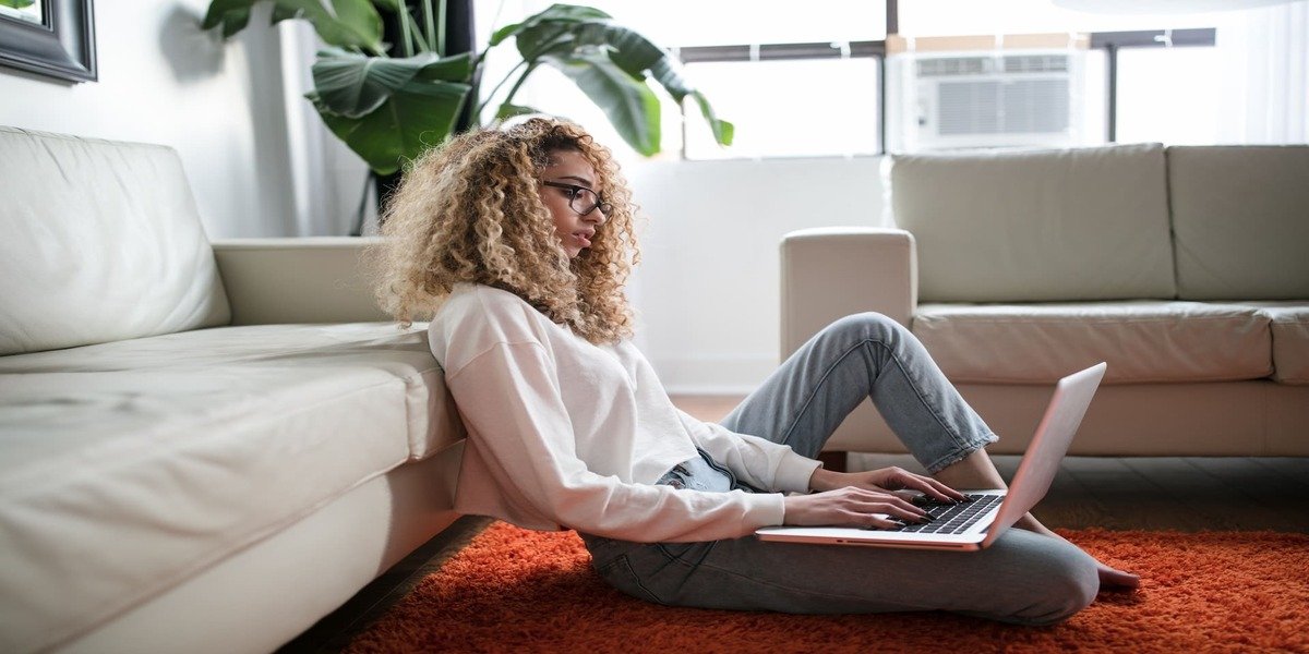 Benefits And Challenges Of The Hybrid Work Model