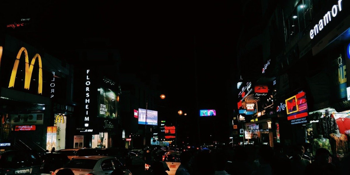 Building Iconic Brands And Elements Of Iconicity