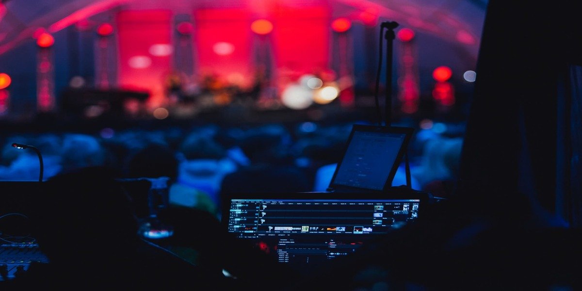 Securing 5G: Risks, Responses & Partnerships